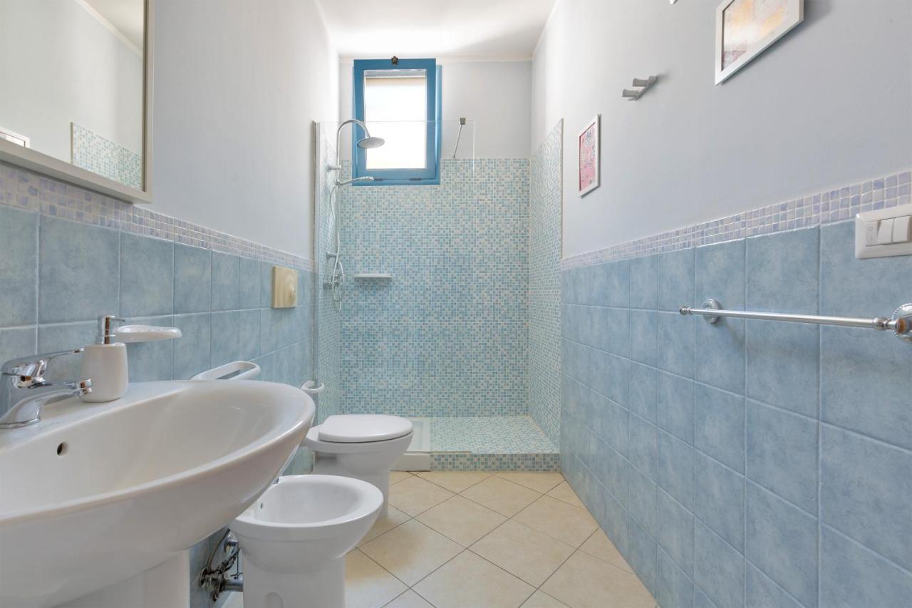 Ferienwohnung L'Attico Di Lido Marini Exterior foto